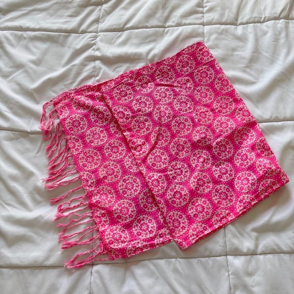 Mini Boden Girls Pink White Medallion Floral 100% Cotton Scarf Fringe One Size
